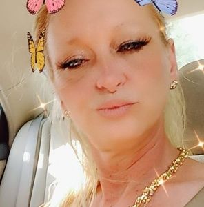 Meet your Posher, Imher marie